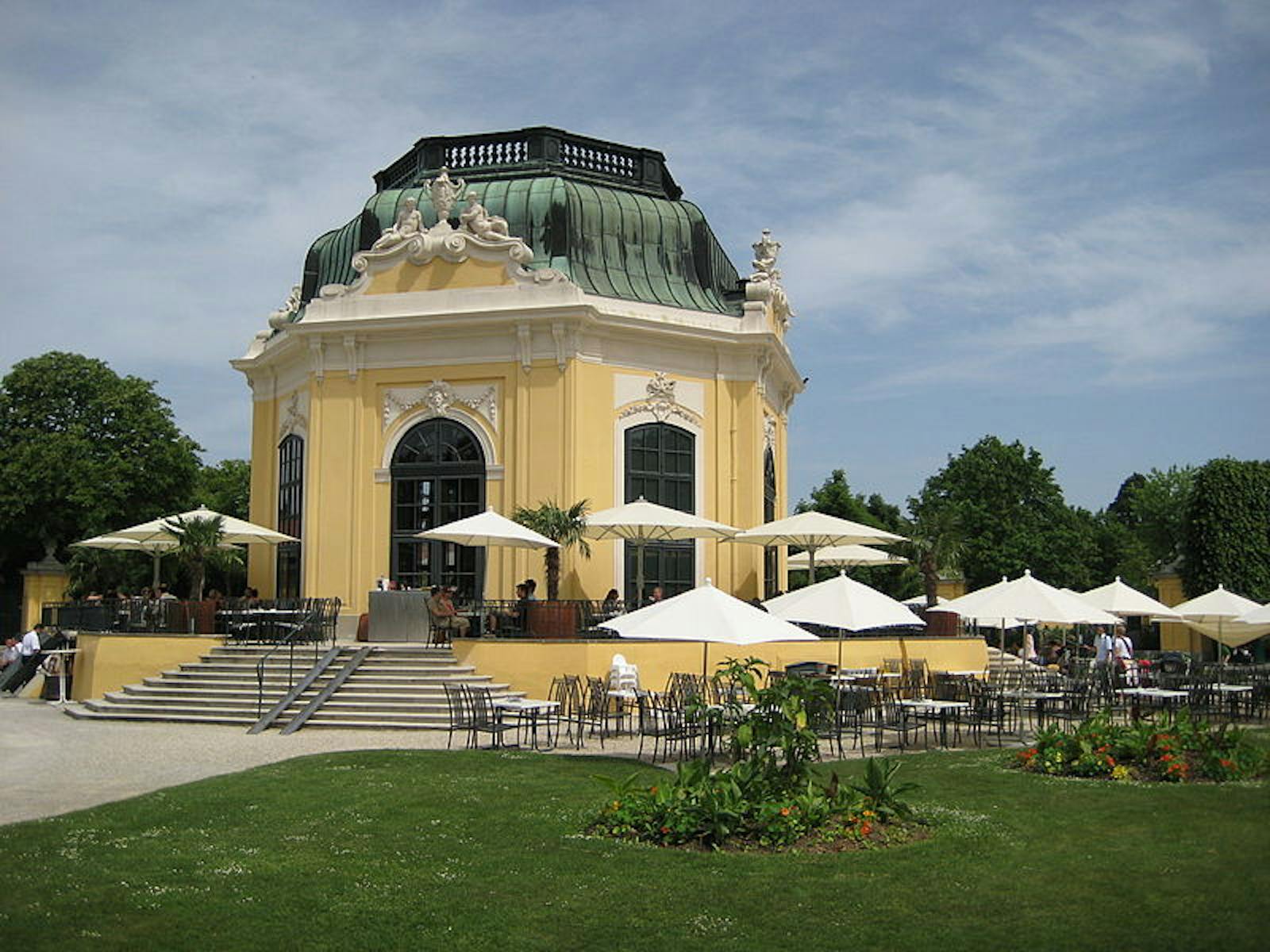 Det gule pavillon ved Schönbrunn Zoo